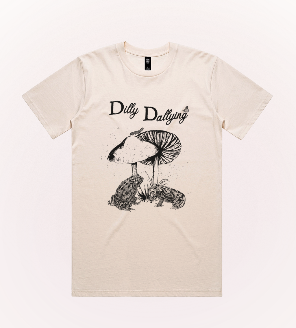 Dilly Dallying Classic Tee – styled | Rosewood & Co